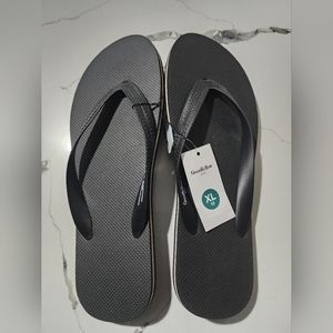 Men's Size 13 Flip-Flop Black